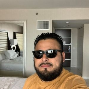 Meet your Posher, Marlon